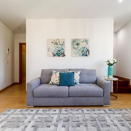 Sao Domingos Apartment - Viana City Centre فيانا دو كاستيلو المظهر الخارجي الصورة