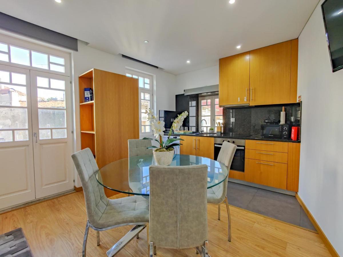 Sao Domingos Apartment - Viana City Centre فيانا دو كاستيلو المظهر الخارجي الصورة