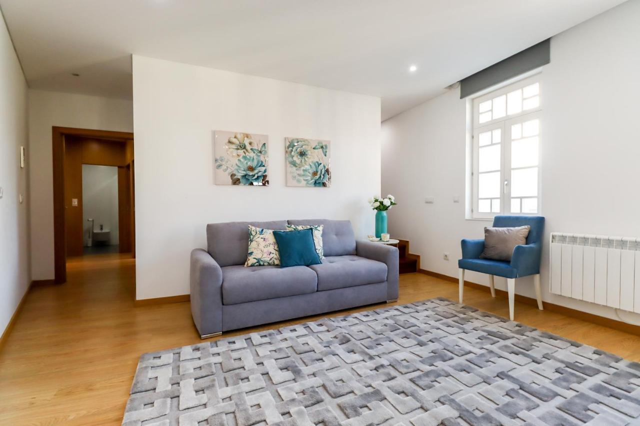 Sao Domingos Apartment - Viana City Centre فيانا دو كاستيلو المظهر الخارجي الصورة
