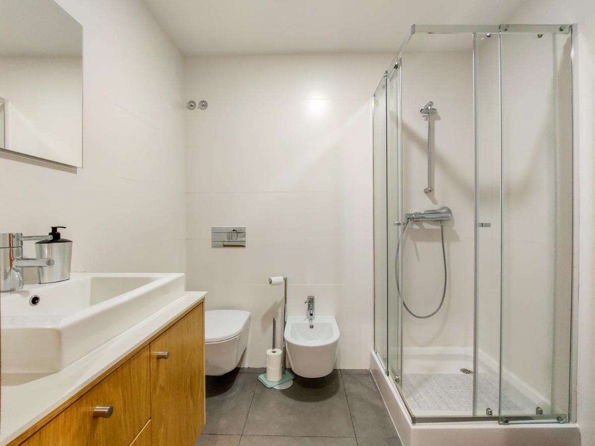 Sao Domingos Apartment - Viana City Centre فيانا دو كاستيلو المظهر الخارجي الصورة