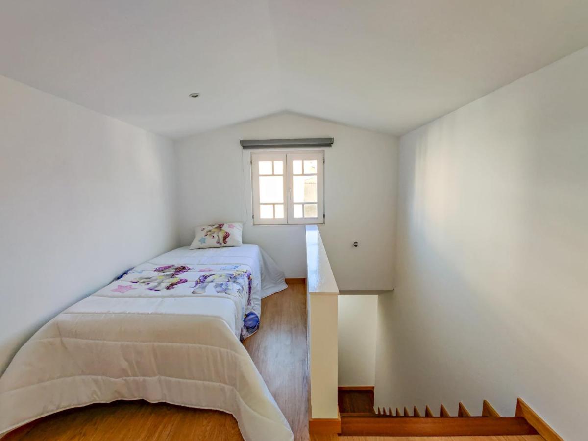 Sao Domingos Apartment - Viana City Centre فيانا دو كاستيلو المظهر الخارجي الصورة